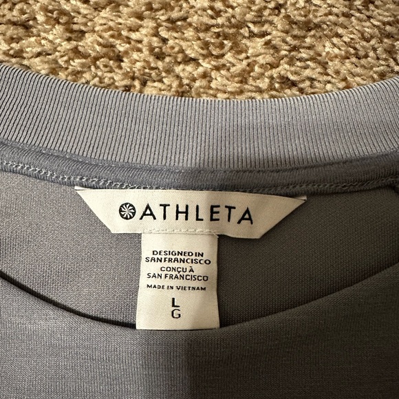 ATHLETA SEASOFT CREWNECK SWEATSHIRT - Picture 4 of 4